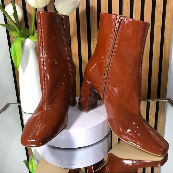 Steve Madden Shoes - NEW WITHOUT TAGS Steve Madden Nevit Faux Patent Leather Boots Cognac Size 7.5